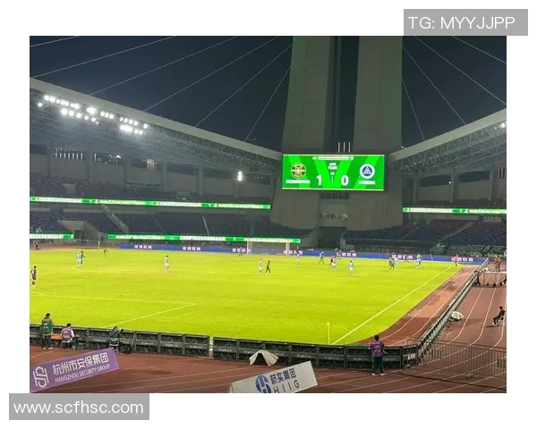 不出界的足球明星们如何在绿茵场上书写传奇人生 不出界的足球明星们如何在绿茵场上书写传奇人生