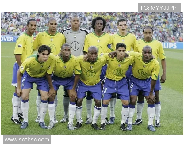 足球明星一加一的传奇对决与友谊赛场上的精彩瞬间